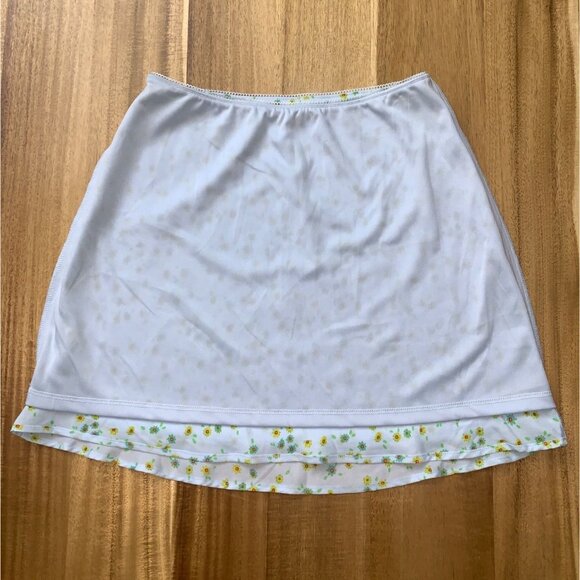 Wild Fable Junior Teens Light Blue Multicolor Floral A-Line Mini Skirt Medium - Picture 2 of 7